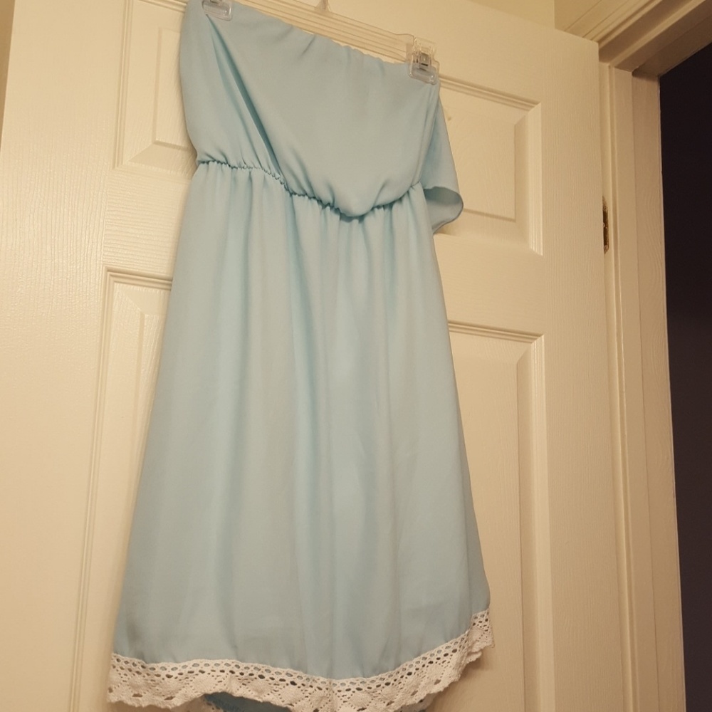 Beautiful Carolina blue strapless dress